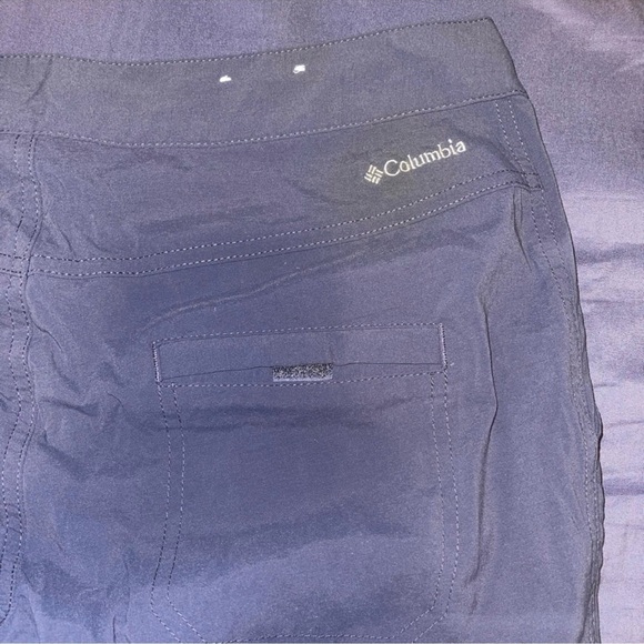Columbia Cargo Pants - Picture 3 of 6
